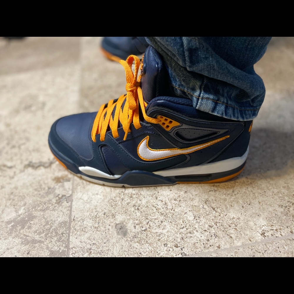 Nike air flight